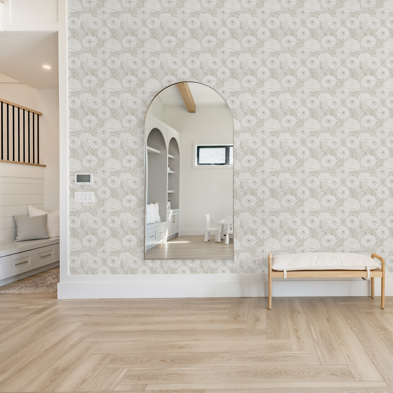 Samantha (Cream) Wallpaper