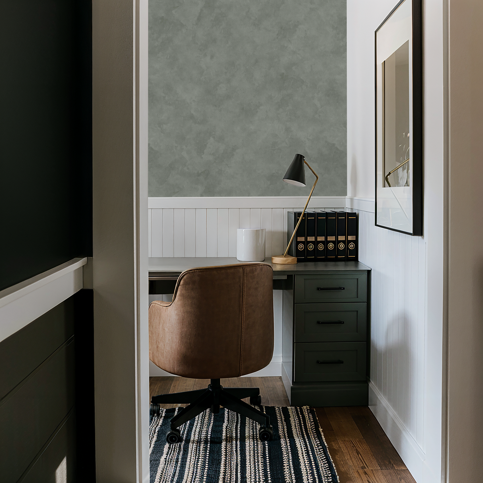 Roman Clay (Green) Wallpaper