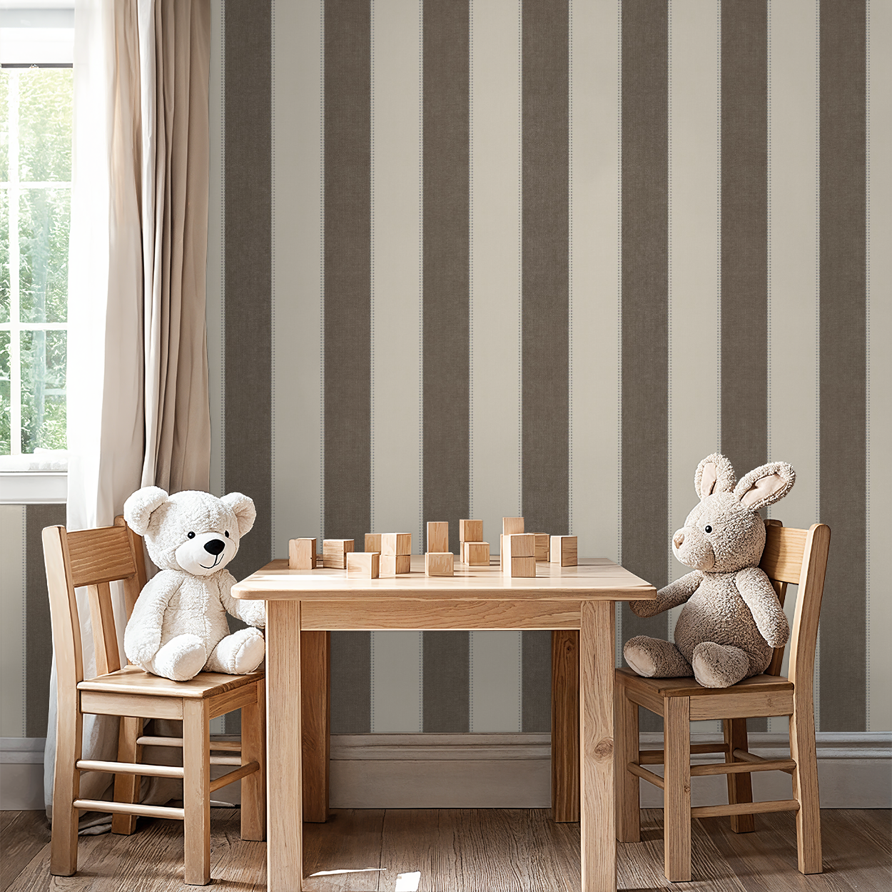 Amy (Brown) Wallpaper