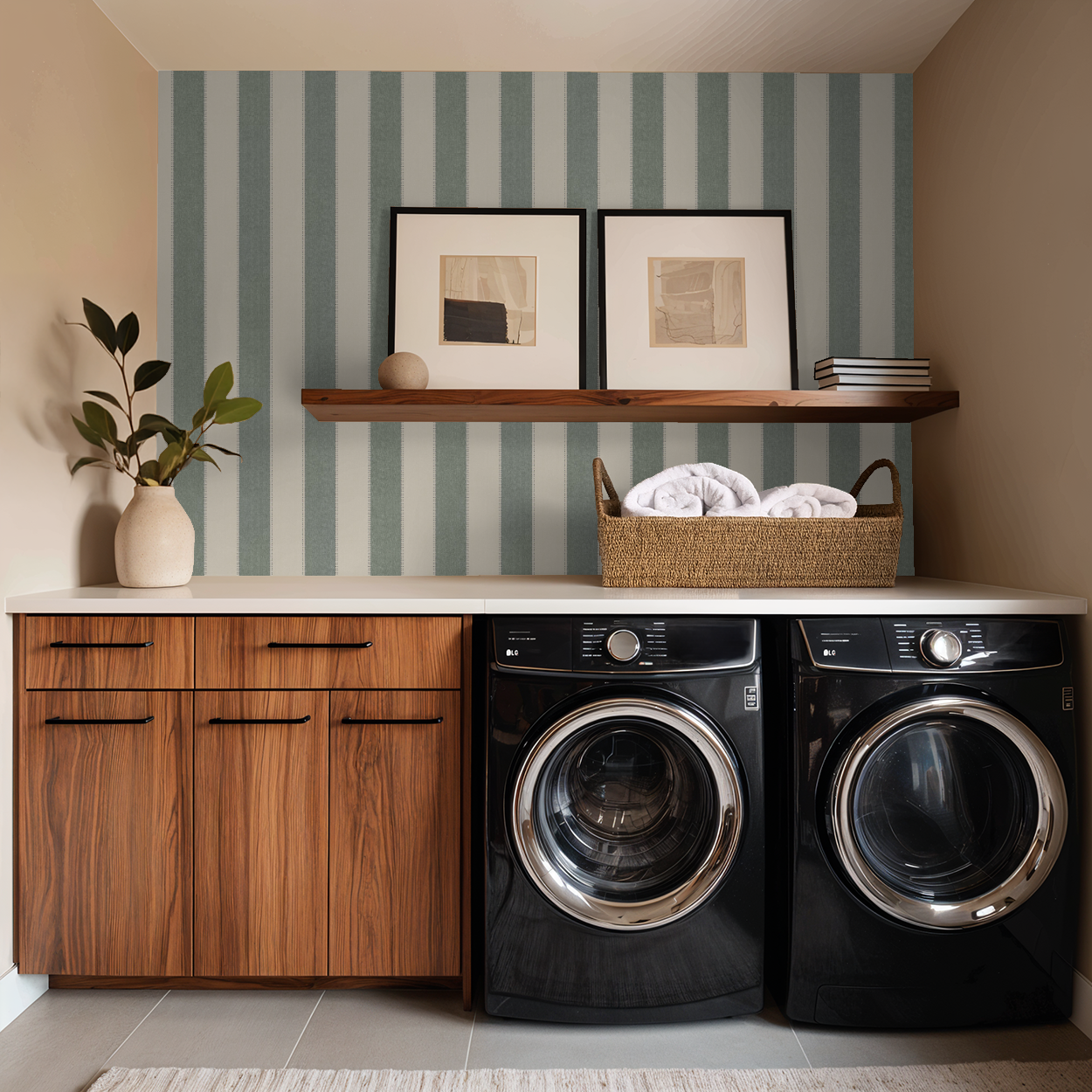 Amy (Green) Wallpaper