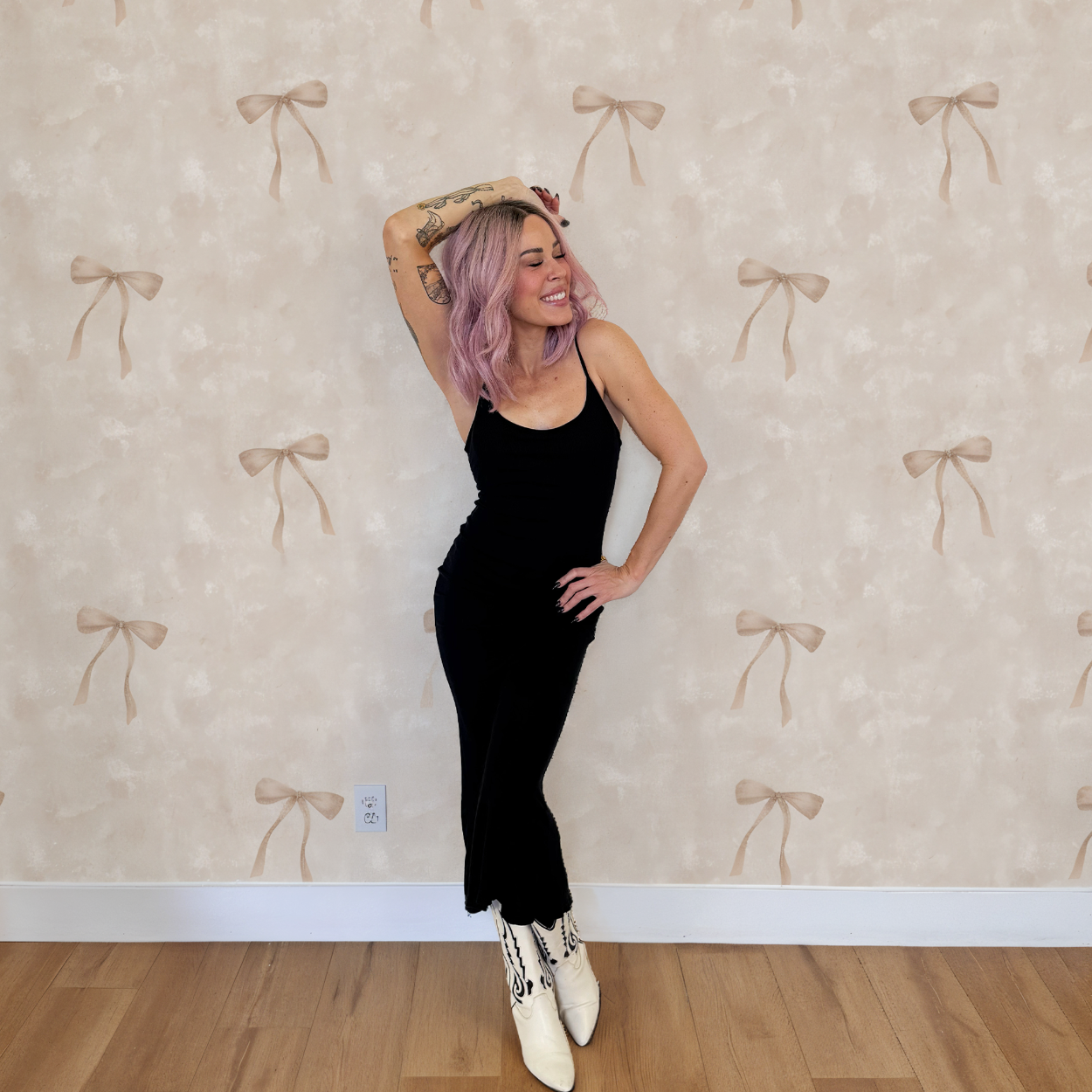 Tied Together Wallpaper