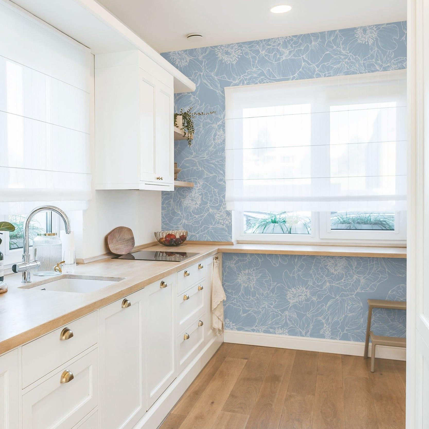 The Dutchess (Baby Blue) Wallpaper - 10 FT H X 13 FT W Traditional