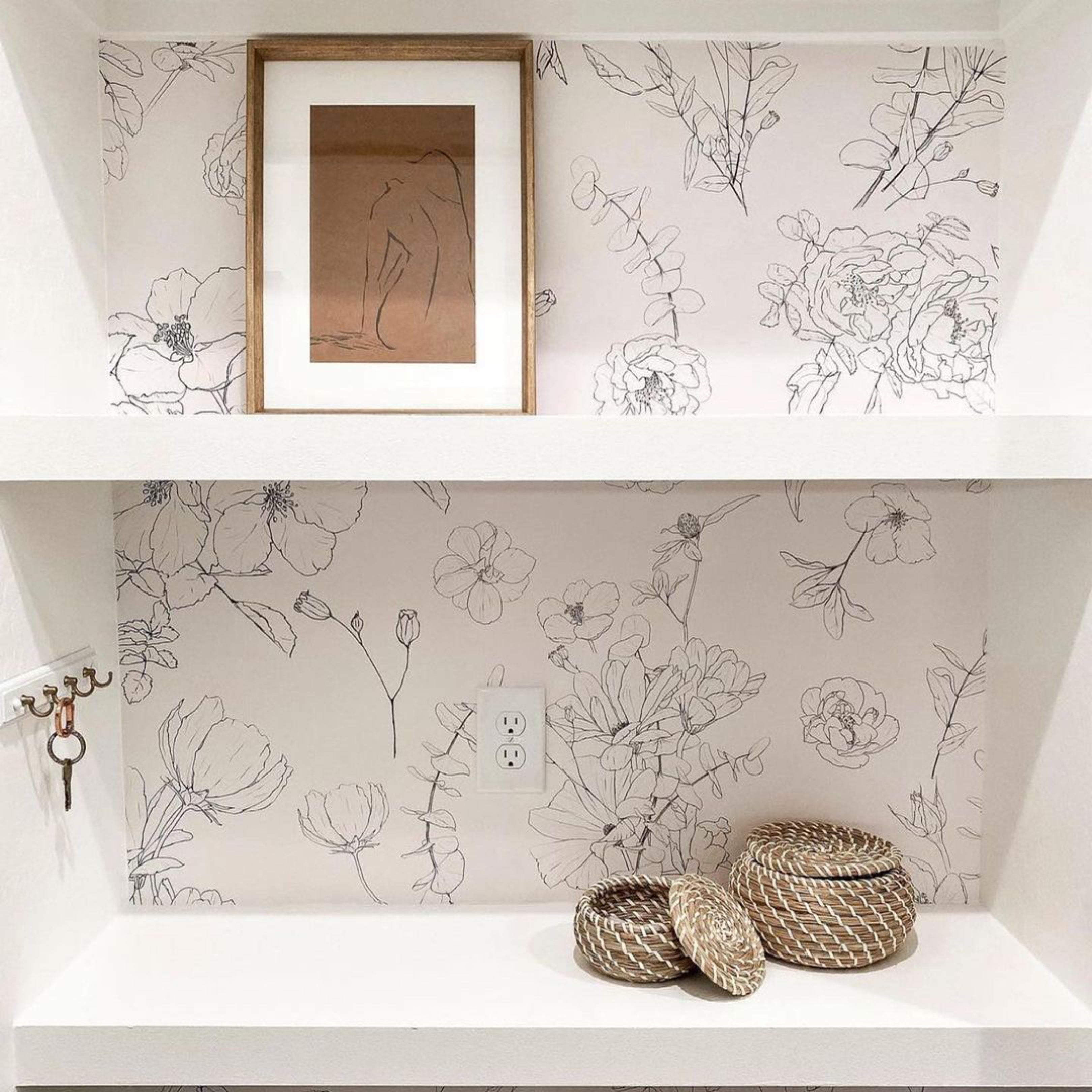 Lined Meadow Wallpaper - 8 FT H X 19 FT W Luxe Peel and Stick