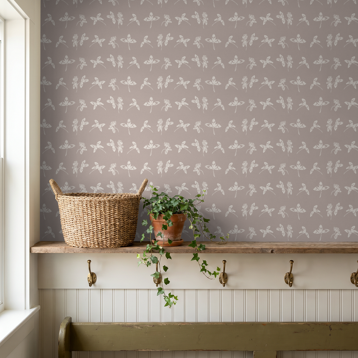 Keen & Clever Wallpaper